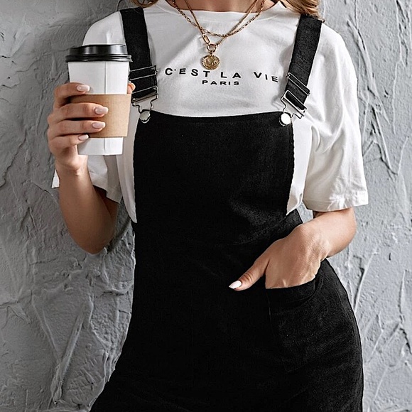 🖤SHEIN Pocket Front Corduroy Cropped Jumpsuit🖤 - Picture 3 of 4